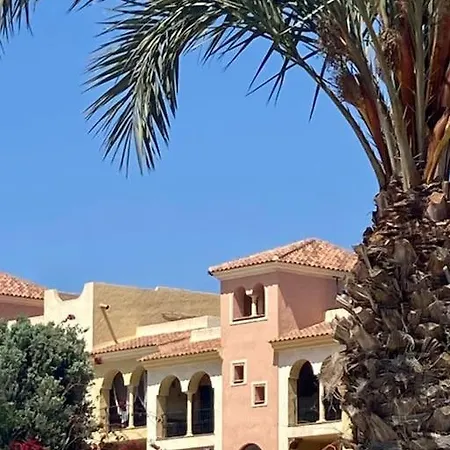 Appartement Coastal 2-bed Penthouse With Roof Terrace And Sea View *