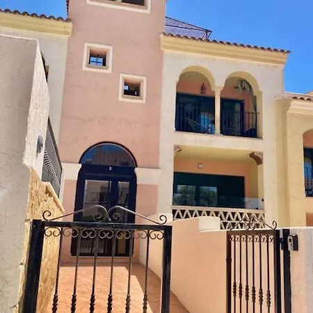 Coastal 2-bed Penthouse With Roof Terrace And Sea View Appartement Cuevas del Almanzora